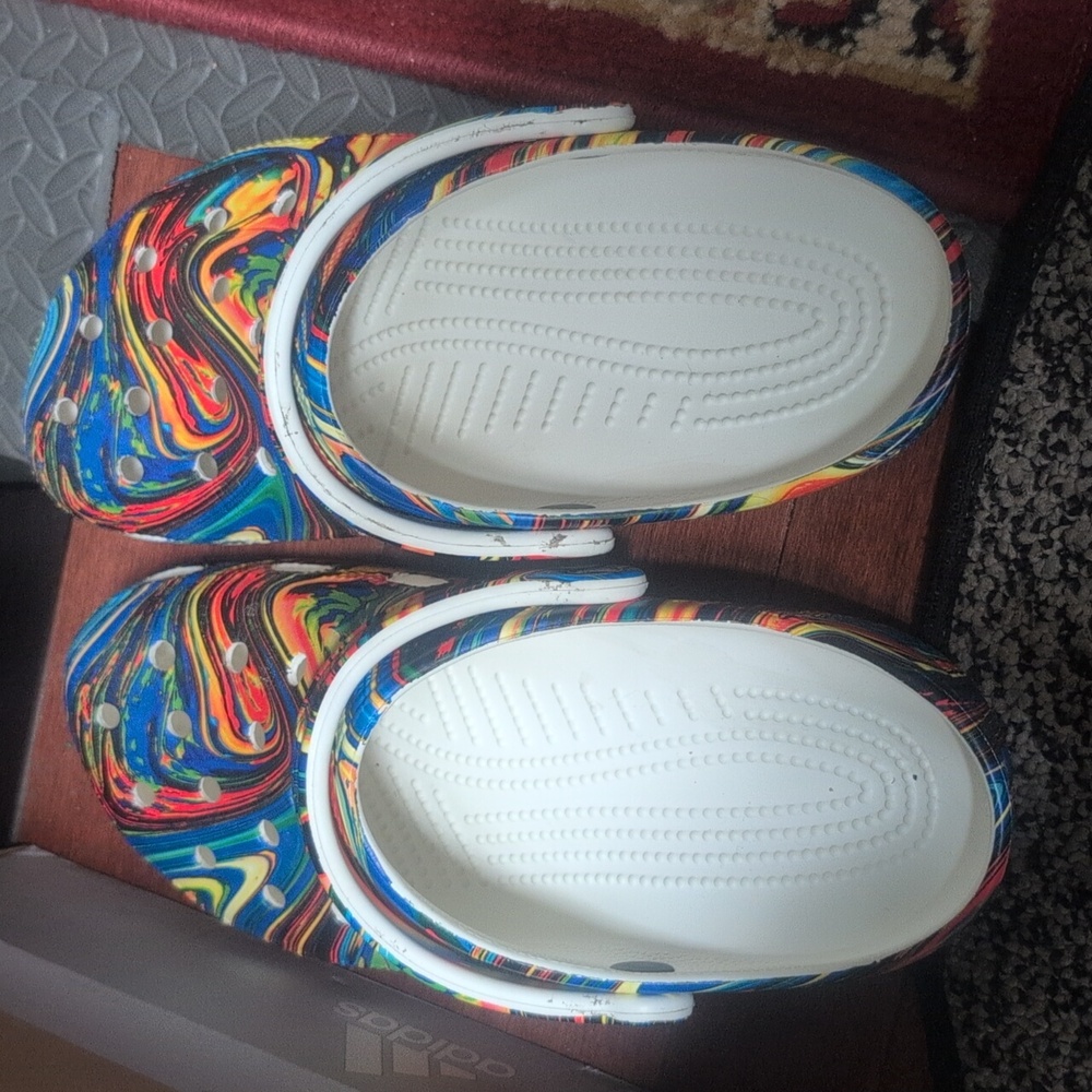 CROCS Tie Dye Blue and Red Flats Vibrant Slip-On Loafers ( Size 9 ) - Picture 3 of 8